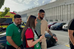 (Βίντεο-Φώτος kerkida) Έπεσαν πάνω... στον Φαμπιάνο