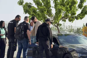 (Βίντεο-Φώτος kerkida) Έπεσαν πάνω... στον Φαμπιάνο