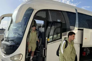 (Φώτος kerkida) Άφιξη... ΑΕΚ