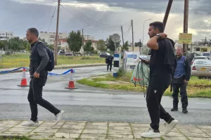 (Φώτος kerkida) Η άφιξη της ΑΕΛ