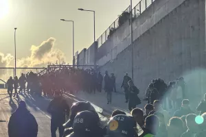 (Φώτος kerkida) ΕΞΩ από "Αλφαμέγα"