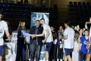 (Βίντεο-Φώτος kerkida) Απονομές... για Παφιακό