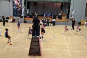 (Φώτος Kerkida) Προβάδισμα για Lemessos Volleyball