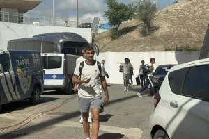 (Φώτος Kerkida) Έφτασε... η Πάφος