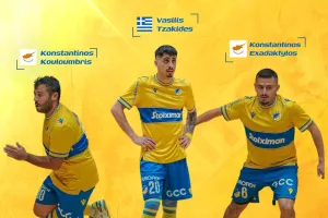 Τρεις από το ΑΠΟΕΛ