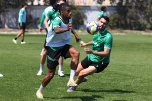 Δράση... στο "Ηλίας Πούλλος" (Φώτος)