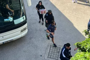 (Φώτος kerkida) Η άφιξη του Απόλλωνα