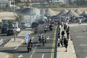 (Βίντεο/Φώτος Kerkida) Πορεία... με μηχανές οι Απολλωνίστες