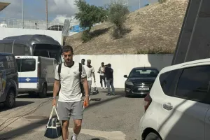(Φώτος Kerkida) Έφτασε... η Πάφος
