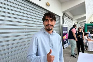 (Φώτος kerkida) Μήνυμα από τρεις Ανορθωσιάτες
