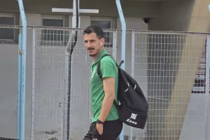 ΕΔΩ...ο Γιάννης