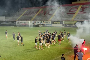 (Βίντεο/Φώτος kerkida) H απονομή στους Κυπελλούχους 