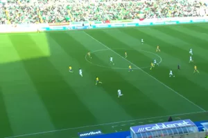 (Ομόνοια)/Η κάθετη, η υποδοχή και το τελείωμα!
