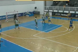 O ΑΠΟΕΛ πέρασε... από την Ομόνοια και πάει Final Four