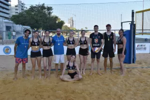 Κυριαρχία και θέαμα στην άμμο