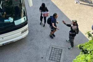 (Φώτος kerkida) Η άφιξη του Απόλλωνα