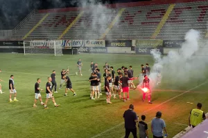 (Βίντεο/Φώτος kerkida) H απονομή στους Κυπελλούχους 