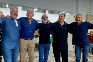 Οι παλαίμαχοι της Ομόνοιας... ξεκίνησαν τους πανηγυρισμούς! (Φώτος)