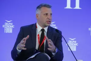 «Θέλουμε ή όχι δύο ελληνικές ομάδες στον τελικό;»