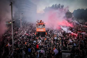 (Bίντεο) Νύχτα-όνειρο για ΟΦΗ-Στο πόδι... το Ηράκλειο
