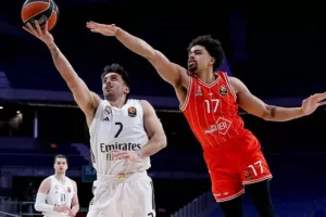 Marca: «Όλα δείχνουν ότι θα γίνουν με κόσμο τα ματς της Ρεάλ με την Χάποελ»