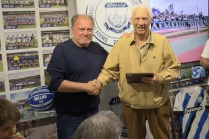 Ξεχωριστή βραδιά...Απόλλων (Φώτος)