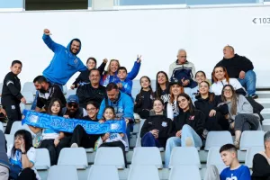 Εντυπωσιακή ατμόσφαιρα... ο κόσμος του Απόλλωνα