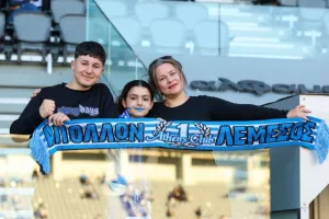Εντυπωσιακή ατμόσφαιρα... ο κόσμος του Απόλλωνα