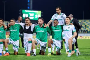 ΑΕΚ-Ομόνοια: Αγκάλιασε τον τίτλο με Μαέ! (φώτος) 