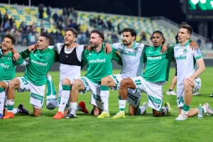 ΑΕΚ-Ομόνοια: Αγκάλιασε τον τίτλο με Μαέ! (φώτος) 