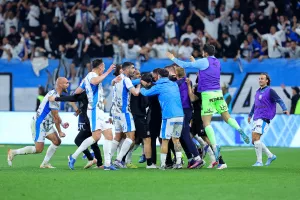 Κρατά το 4-2 ΚΑΙ παρακολουθεί την... αλλαγή στο ΑΠΟΕΛ