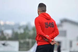 Έσπασε το αήττητο της Νέας Σαλαμίνας και... στα σαλόνια (Φώτος)