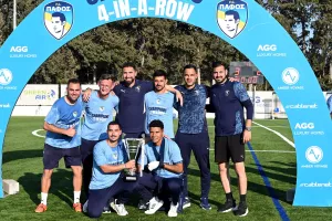 Απονομή στους πρωταθλητές (Φώτος)