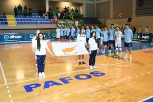 Ματς θρίλερ... και ΚΥΠΕΛΛΟΥΧΟΣ ο Παφιακός!