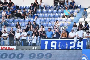 Ομόνοια Αραδίππου-Freedom24 Krasava ΕΝΥ: Τους...σόκαρε ο Μπα! (φώτος)