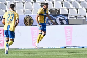 Το ΑΠΟΕΛ κρατούσε το τρίποντο, η Πάφος ισοφάρισε με δυο γκολ στις καθυστερήσεις!