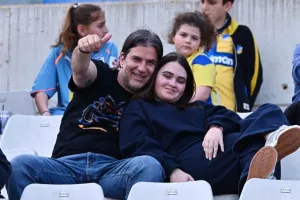 (ΑΠΟΕΛ-Πάφος) ΦΩΤΟΣ από τις κερκίδες