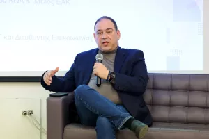 Συνάντηση του προέδρου της ΚΟΧ με τα ΜΜΕ