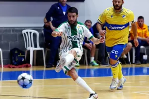 Το ΑΠΟΕΛ επέστρεψε απ' το 3-0 και προκρίθηκε στον τελικό! 