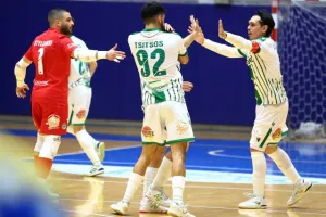 Το ΑΠΟΕΛ επέστρεψε απ' το 3-0 και προκρίθηκε στον τελικό! 