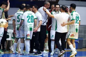 Το ΑΠΟΕΛ επέστρεψε απ' το 3-0 και προκρίθηκε στον τελικό! 