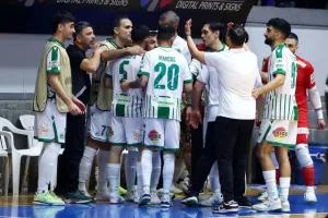 Το ΑΠΟΕΛ επέστρεψε απ' το 3-0 και προκρίθηκε στον τελικό! 