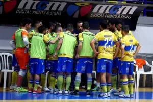Το ΑΠΟΕΛ επέστρεψε απ' το 3-0 και προκρίθηκε στον τελικό! 