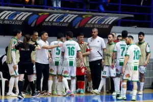 Το ΑΠΟΕΛ επέστρεψε απ' το 3-0 και προκρίθηκε στον τελικό! 