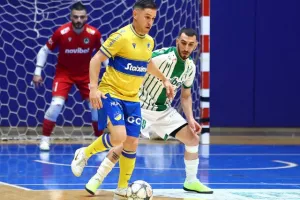 Το ΑΠΟΕΛ επέστρεψε απ' το 3-0 και προκρίθηκε στον τελικό! 