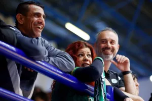 Το ΑΠΟΕΛ επέστρεψε απ' το 3-0 και προκρίθηκε στον τελικό! 