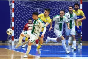 Το ΑΠΟΕΛ επέστρεψε απ' το 3-0 και προκρίθηκε στον τελικό! 