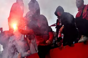 (ΒΙΝΤΕΟ/ΦΩΤΟΣ) Το ΣΗΚΩΣΕ εν μέσω αποθέωσης!