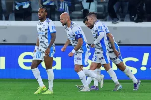 Απόλλων-ΑΕΚ: Έμειναν στο ''Χ'' και… χαμογέλασε η Ομόνοια (φώτος)