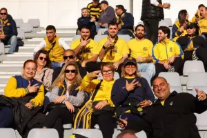 (ΑΕΛ - Πάφος) ΦΩΤΟΡΕΠΟΡΤΑΖ από τις κερκίδες